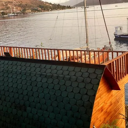 Sea View Bungalow W Pier And Terrace In Bozburun
