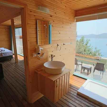 Sea View Bungalow W Pier And Terrace In *